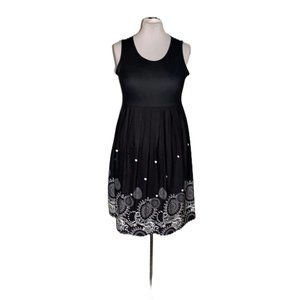 FASHION & BEST BLACK SLEEVELESS DRESS SIZE L